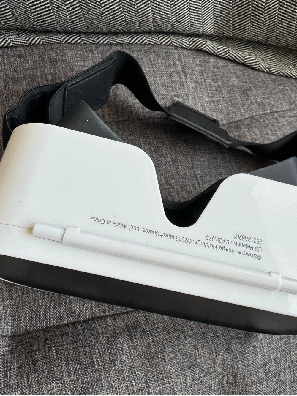 White and Black VR Headset - Comfortable PC & Console Virtual Reality